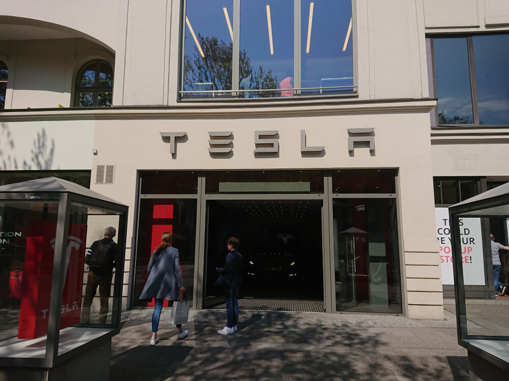 Tesla e SpaceX fusione