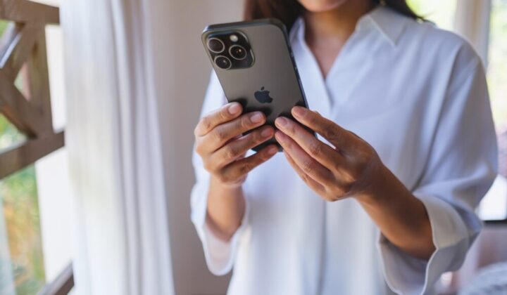 iPhone Ultra
