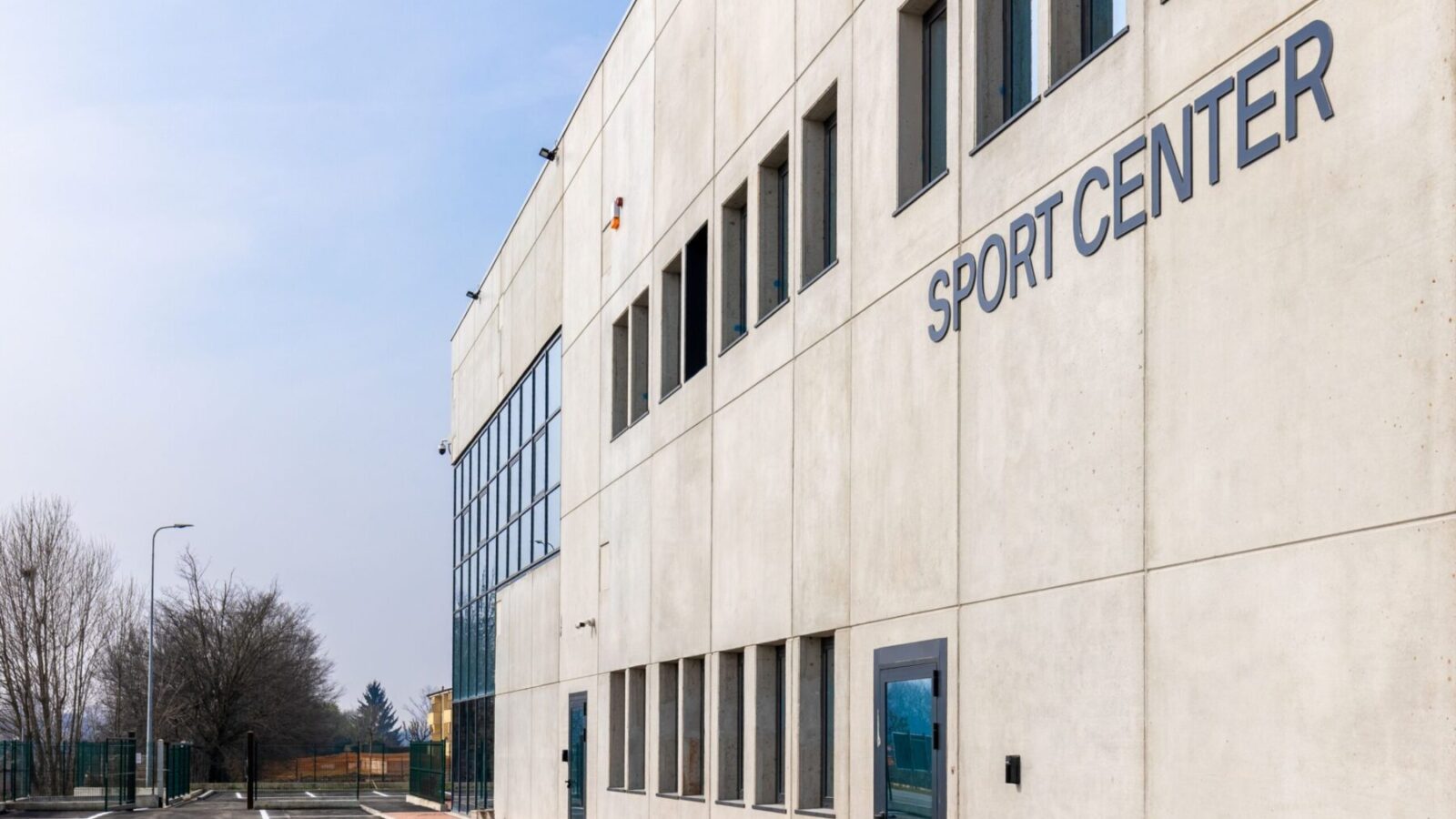Esterno del Santa Corinna Sport Center a Noviglio